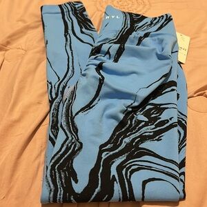 NATURYL NIYKEE HEATON LEGGINGS NWT